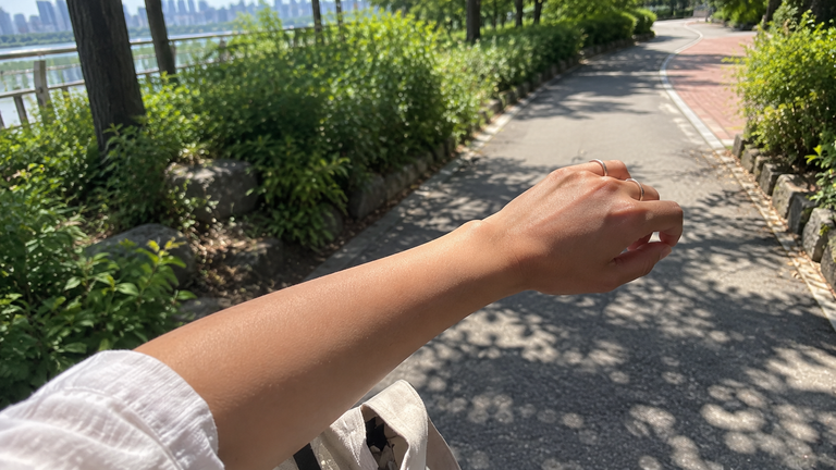Naturally tanned arm in the summer sun in Korea
